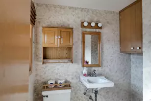 1635 Birchwood Dr, Green Bay, WI 54304 - Photo 16