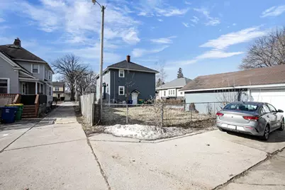882 Kellogg Street, Green Bay, WI 54303 - Photo 10