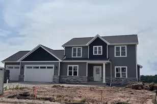 N8061 Blue Heron Circle, Sherwood, WI 54169 - Photo 2