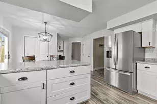 533 N Canterbury Dr, Appleton, WI 54915 - Photo 16