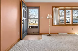 49 Fairway Ct, Appleton, WI 54915 - Photo 6