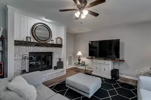 1025 Greendale Ct, Menasha, WI 54952 - Photo 12