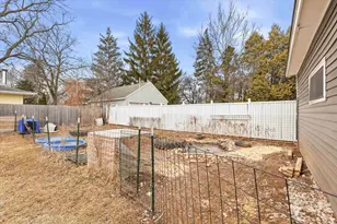 236 W 20th Ave, Oshkosh, WI 54902 - Photo 24