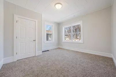 1370 Ceape Avenue, Oshkosh, WI 54901 - Photo 6