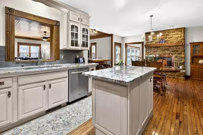 5565 Applewood Court, Hartford, WI 53027 - Photo 16