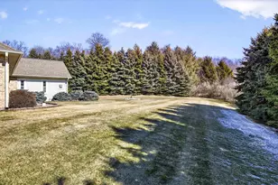 5565 Applewood Ct, Hartford, WI 53027 - Photo 68