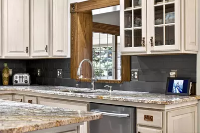 5565 Applewood Court, Hartford, WI 53027 - Photo 22