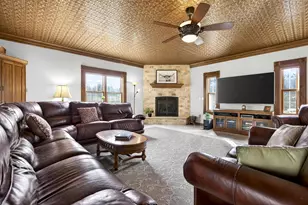 5565 Applewood Ct, Hartford, WI 53027 - Photo 24