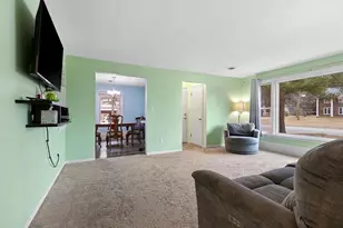 1220 Pinecrest Rd, Green Bay, WI 54313 - Photo 4