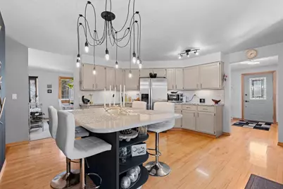 1831 S Mayfair Drive, Appleton, WI 54914 - Photo 12