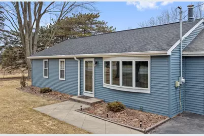 W3866 County Rd S, Appleton, WI 54913 - Photo 4