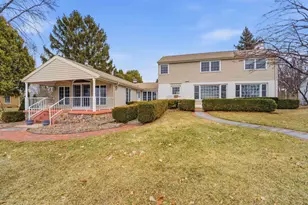 1710 Lakeshore Dr, Menasha, WI 54952 - Photo 42