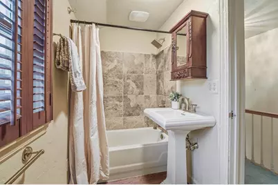 1710 Lakeshore Drive, Menasha, WI 54952 - Photo 24