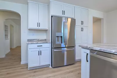 1908 Columbus Street, Manitowoc, WI 54220 - Photo 24