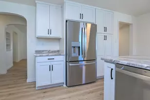 1908 Columbus St, Manitowoc, WI 54220 - Photo 24