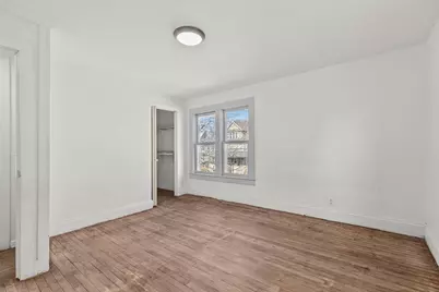 86 E Johnson Street, Fond du Lac, WI 54935 - Photo 4