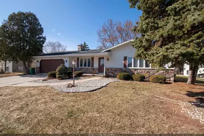 520 Willow Drive, Fond du Lac, WI 54935 - Photo 1