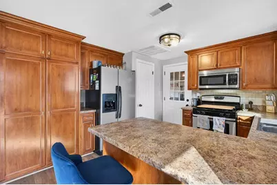 2610 Vicki Lane, Green Bay, WI 54311 - Photo 12