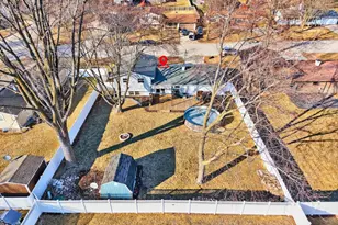 2610 Vicki Ln, Green Bay, WI 54311 - Photo 4