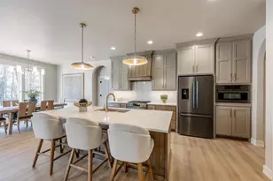 387 Baywood Trl, Green Bay, WI 54311 - Photo 18