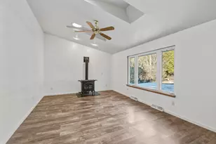 4523 Columbus St, Two Rivers, WI 54241 - Photo 12