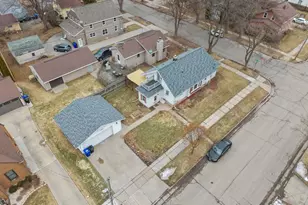 303 N Outagamie St, Appleton, WI 54914 - Photo 32