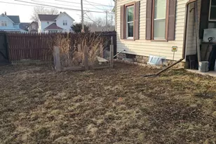 739 W 8th St, Appleton, WI 54914 - Photo 32