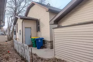 987 Kellogg St, Green Bay, WI 54303 - Photo 20