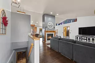 2500 Manitowoc Rd, Green Bay, WI 54311 - Photo 2