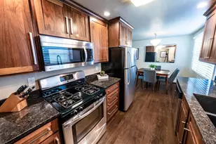 1112 Blue Ridge Dr, Green Bay, WI 54304 - Photo 14