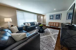 1112 Blue Ridge Dr, Green Bay, WI 54304 - Photo 6