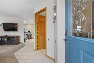 137 Gruenwald Ave, Neenah, WI 54956 - Photo 8