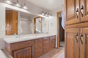 2441 Ingold Ct, Green Bay, WI 54313 - Photo 32