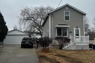 812 1st St, Menasha, WI 54952 - Photo 1