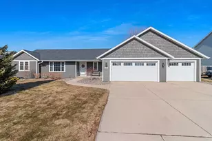 3473 Wiggins Way, Green Bay, WI 54311 - Photo 1