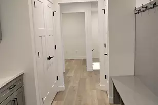 1626 Founders St, Neenah, WI 54956 - Photo 4