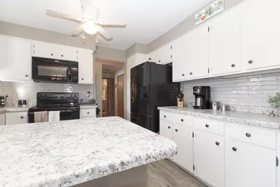 841 E Windfield Place, Appleton, WI 54911 - Photo 12