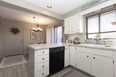 841 E Windfield Place, Appleton, WI 54911 - Photo 10