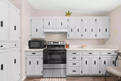 2252 Deer Trail, Green Bay, WI 54302 - Photo 16