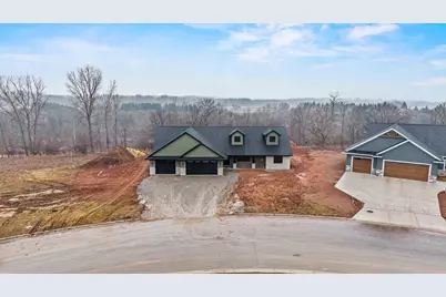 2984 Creekwood Drive, Green Bay, WI 54311 - Photo 54