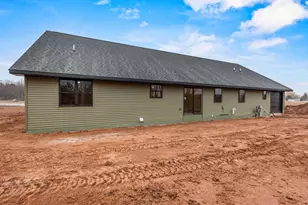 2984 Creekwood Dr, Green Bay, WI 54311 - Photo 50