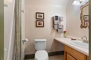 637 S Monroe Ave, Green Bay, WI 54301 - Photo 40