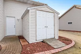 2270 Maddy Ct, Green Bay, WI 54303 - Photo 50