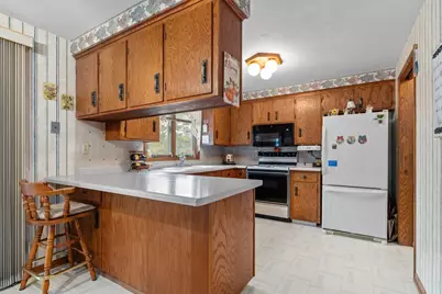 1029 Alva Street, Menasha, WI 54952 - Photo 10