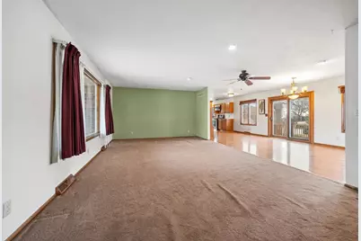 824 Starboard Court, Oshkosh, WI 54901 - Photo 6