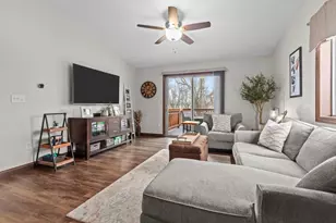 1054 W Willis Wy, Appleton, WI 54913 - Photo 14