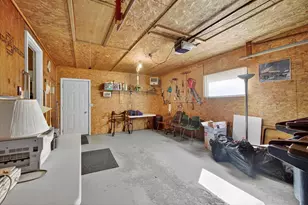 2437 Peshtigo St, Green Bay, WI 54313 - Photo 38