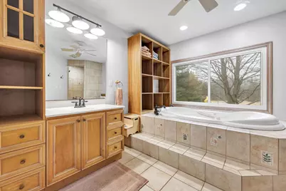 4565 Hilltop Drive, Suamico, WI 54173 - Photo 16