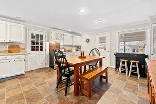 104 N 3rd Ave, Winneconne, WI 54986 - Photo 4