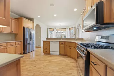 3020 E Fallcreek Lane, Appleton, WI 54913 - Photo 8